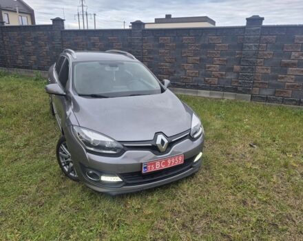 Серый Рено Меган, объемом двигателя 0 л и пробегом 180 тыс. км за 8900 $, фото 2 на Automoto.ua