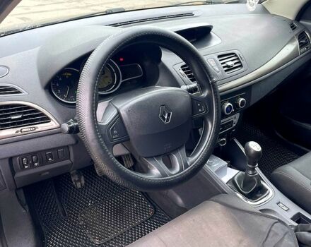 Сірий Рено Меган, об'ємом двигуна 1.5 л та пробігом 0 тис. км за 6400 $, фото 9 на Automoto.ua