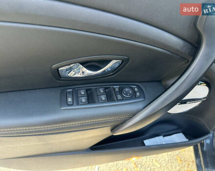 Сірий Рено Меган, об'ємом двигуна 1.6 л та пробігом 275 тис. км за 8000 $, фото 15 на Automoto.ua