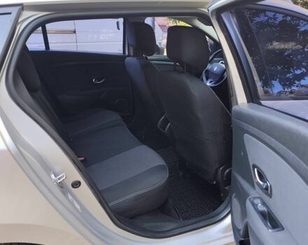 Сірий Рено Меган, об'ємом двигуна 1.5 л та пробігом 254 тис. км за 7928 $, фото 4 на Automoto.ua