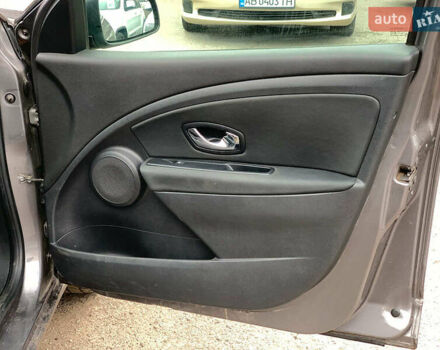 Сірий Рено Меган, об'ємом двигуна 1.5 л та пробігом 252 тис. км за 8790 $, фото 21 на Automoto.ua