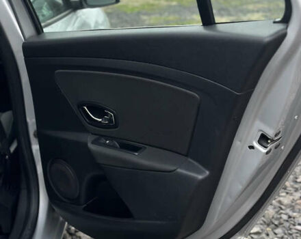 Серый Рено Меган, объемом двигателя 1.5 л и пробегом 265 тыс. км за 9200 $, фото 22 на Automoto.ua