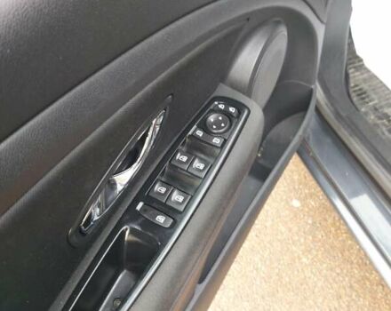 Серый Рено Меган, объемом двигателя 1.46 л и пробегом 233 тыс. км за 9700 $, фото 8 на Automoto.ua