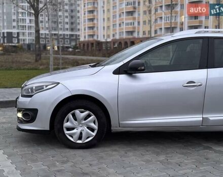 Серый Рено Меган, объемом двигателя 1.5 л и пробегом 328 тыс. км за 7300 $, фото 5 на Automoto.ua