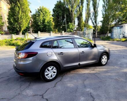 Серый Рено Меган, объемом двигателя 1.5 л и пробегом 240 тыс. км за 8199 $, фото 1 на Automoto.ua