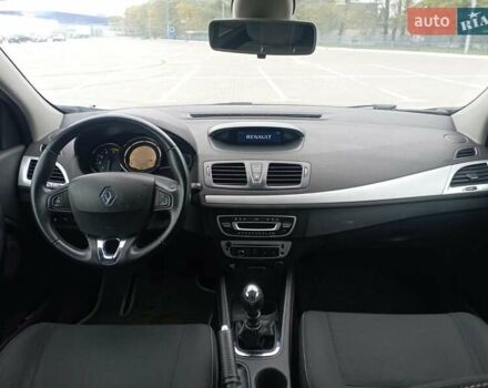 Серый Рено Меган, объемом двигателя 1.5 л и пробегом 262 тыс. км за 6900 $, фото 3 на Automoto.ua