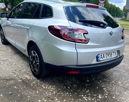 Сірий Рено Меган, об'ємом двигуна 1.5 л та пробігом 196 тис. км за 8200 $, фото 2 на Automoto.ua