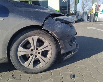 Серый Рено Меган, объемом двигателя 0 л и пробегом 350 тыс. км за 6000 $, фото 3 на Automoto.ua