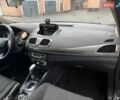 Сірий Рено Меган, об'ємом двигуна 1.46 л та пробігом 255 тис. км за 7900 $, фото 28 на Automoto.ua