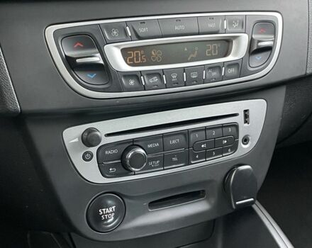 Серый Рено Меган, объемом двигателя 1.5 л и пробегом 206 тыс. км за 8990 $, фото 22 на Automoto.ua