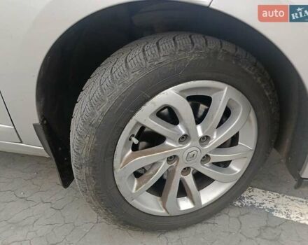 Серый Рено Меган, объемом двигателя 1.5 л и пробегом 223 тыс. км за 9500 $, фото 10 на Automoto.ua