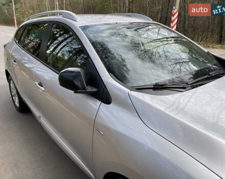 Серый Рено Меган, объемом двигателя 1.46 л и пробегом 148 тыс. км за 8950 $, фото 17 на Automoto.ua