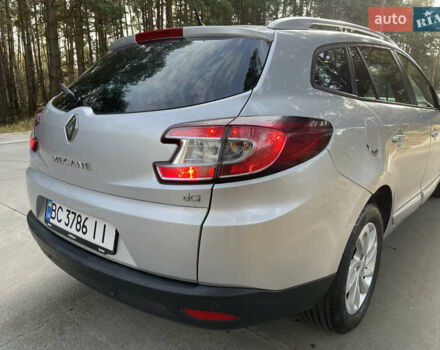 Серый Рено Меган, объемом двигателя 1.46 л и пробегом 148 тыс. км за 8950 $, фото 60 на Automoto.ua