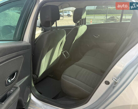 Серый Рено Меган, объемом двигателя 1.46 л и пробегом 242 тыс. км за 9500 $, фото 7 на Automoto.ua