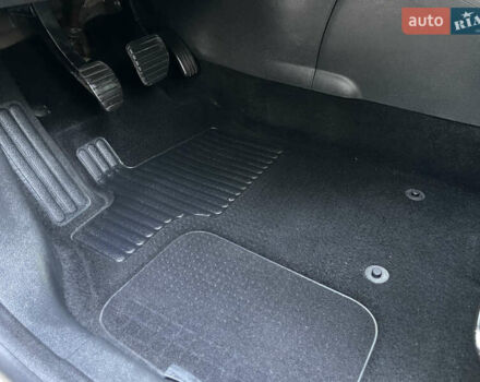 Серый Рено Меган, объемом двигателя 1.46 л и пробегом 148 тыс. км за 8950 $, фото 126 на Automoto.ua