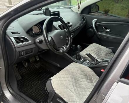 Серый Рено Меган, объемом двигателя 1.5 л и пробегом 281 тыс. км за 8800 $, фото 2 на Automoto.ua