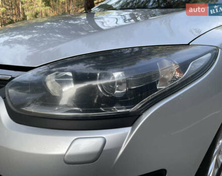 Серый Рено Меган, объемом двигателя 1.46 л и пробегом 148 тыс. км за 8950 $, фото 48 на Automoto.ua