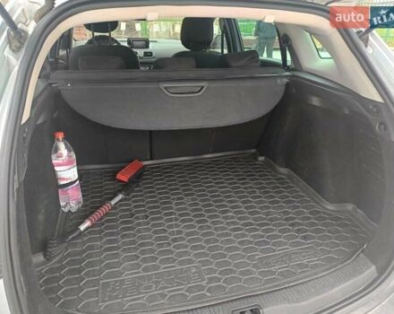 Серый Рено Меган, объемом двигателя 1.5 л и пробегом 223 тыс. км за 9500 $, фото 16 на Automoto.ua