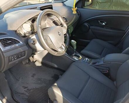 Сірий Рено Меган, об'ємом двигуна 1.5 л та пробігом 216 тис. км за 9500 $, фото 1 на Automoto.ua