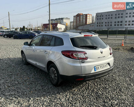 Серый Рено Меган, объемом двигателя 1.46 л и пробегом 242 тыс. км за 9500 $, фото 2 на Automoto.ua