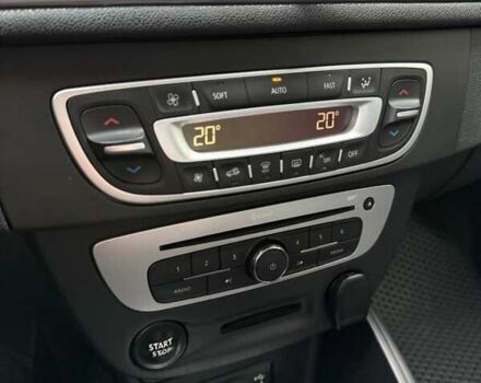 Серый Рено Меган, объемом двигателя 1.5 л и пробегом 214 тыс. км за 9999 $, фото 14 на Automoto.ua