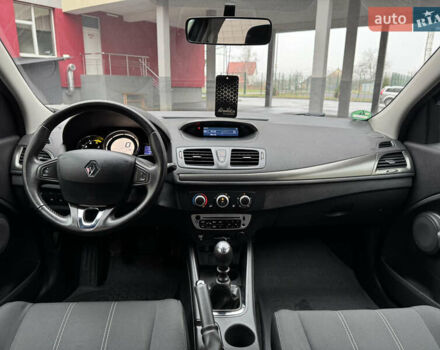 Серый Рено Меган, объемом двигателя 1.5 л и пробегом 136 тыс. км за 9600 $, фото 18 на Automoto.ua