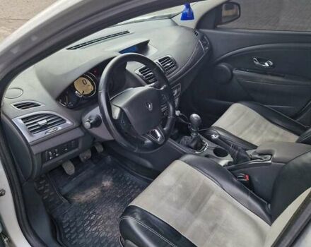 Серый Рено Меган, объемом двигателя 1.5 л и пробегом 277 тыс. км за 8300 $, фото 10 на Automoto.ua