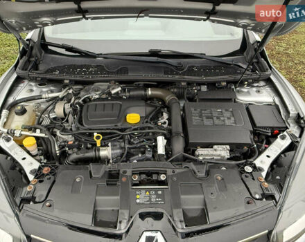 Серый Рено Меган, объемом двигателя 1.6 л и пробегом 250 тыс. км за 10500 $, фото 47 на Automoto.ua