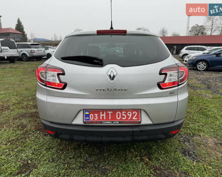 Серый Рено Меган, объемом двигателя 1.6 л и пробегом 250 тыс. км за 10500 $, фото 9 на Automoto.ua