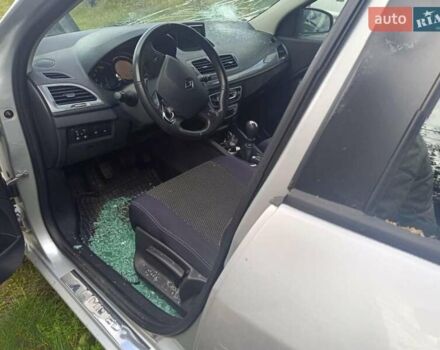 Серый Рено Меган, объемом двигателя 1.46 л и пробегом 149 тыс. км за 3900 $, фото 3 на Automoto.ua