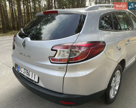 Серый Рено Меган, объемом двигателя 1.46 л и пробегом 148 тыс. км за 8950 $, фото 37 на Automoto.ua