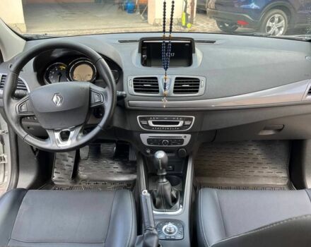 Серый Рено Меган, объемом двигателя 1.5 л и пробегом 230 тыс. км за 7700 $, фото 4 на Automoto.ua