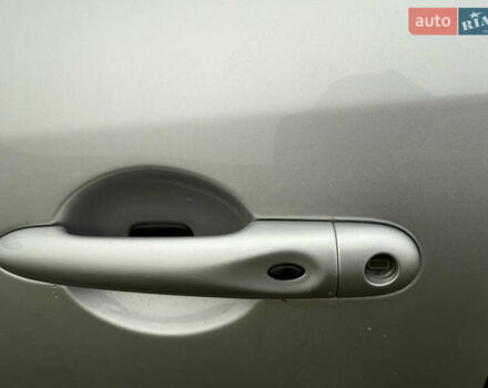 Серый Рено Меган, объемом двигателя 1.6 л и пробегом 250 тыс. км за 10500 $, фото 17 на Automoto.ua