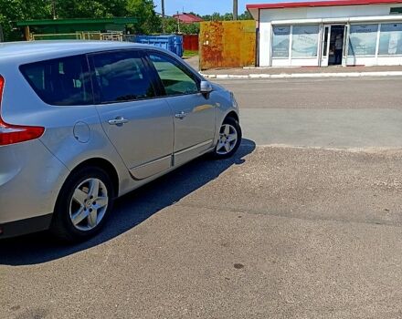 Серый Рено Меган, объемом двигателя 1.5 л и пробегом 277 тыс. км за 9500 $, фото 2 на Automoto.ua