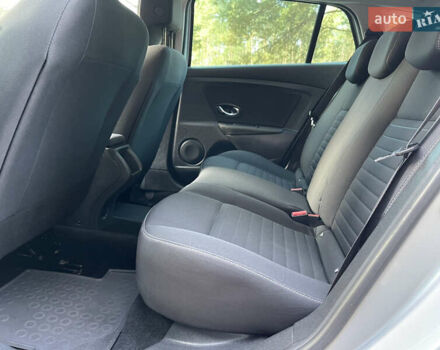 Серый Рено Меган, объемом двигателя 1.46 л и пробегом 148 тыс. км за 8950 $, фото 89 на Automoto.ua