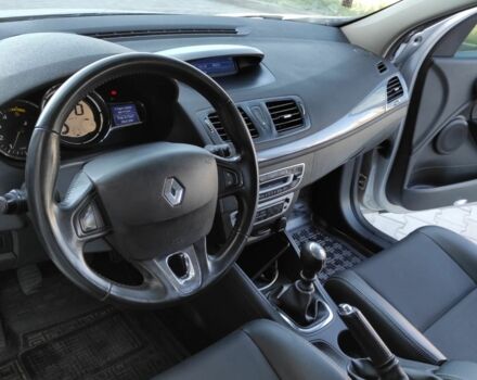 Серый Рено Меган, объемом двигателя 1.5 л и пробегом 210 тыс. км за 8900 $, фото 8 на Automoto.ua