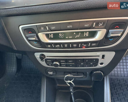 Серый Рено Меган, объемом двигателя 1.6 л и пробегом 191 тыс. км за 10850 $, фото 25 на Automoto.ua