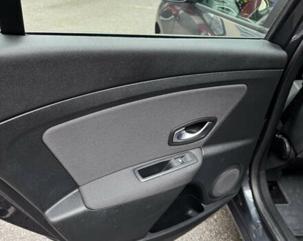 Серый Рено Меган, объемом двигателя 1.5 л и пробегом 136 тыс. км за 9600 $, фото 17 на Automoto.ua