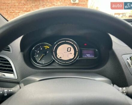 Сірий Рено Меган, об'ємом двигуна 1.5 л та пробігом 92 тис. км за 8950 $, фото 15 на Automoto.ua