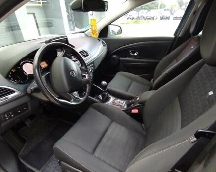 Серый Рено Меган, объемом двигателя 1.5 л и пробегом 235 тыс. км за 8900 $, фото 18 на Automoto.ua