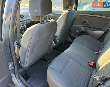 Серый Рено Меган, объемом двигателя 1.6 л и пробегом 191 тыс. км за 10850 $, фото 20 на Automoto.ua