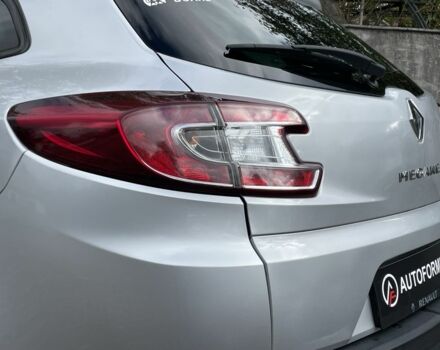 Серый Рено Меган, объемом двигателя 1.5 л и пробегом 206 тыс. км за 8990 $, фото 7 на Automoto.ua