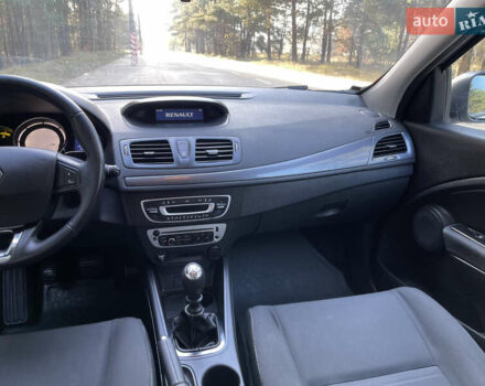 Серый Рено Меган, объемом двигателя 1.46 л и пробегом 148 тыс. км за 8950 $, фото 124 на Automoto.ua