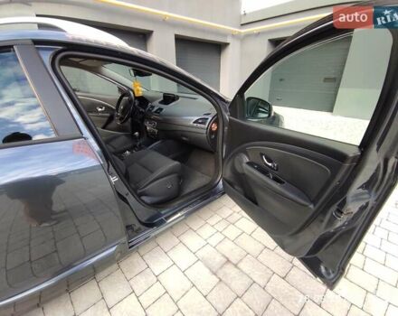 Серый Рено Меган, объемом двигателя 1.5 л и пробегом 235 тыс. км за 8900 $, фото 39 на Automoto.ua