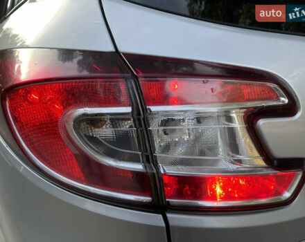 Серый Рено Меган, объемом двигателя 1.46 л и пробегом 148 тыс. км за 8950 $, фото 59 на Automoto.ua