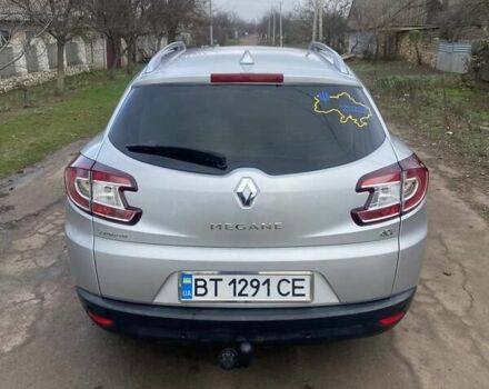 Серый Рено Меган, объемом двигателя 1.46 л и пробегом 189 тыс. км за 10500 $, фото 3 на Automoto.ua