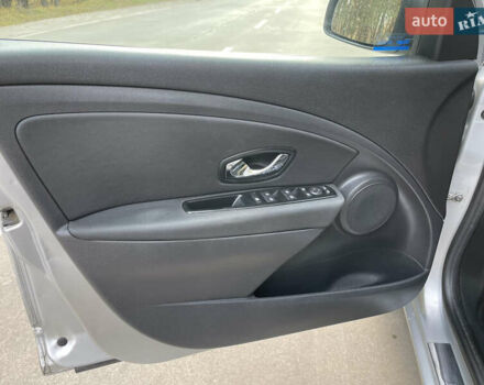 Серый Рено Меган, объемом двигателя 1.46 л и пробегом 148 тыс. км за 8950 $, фото 71 на Automoto.ua