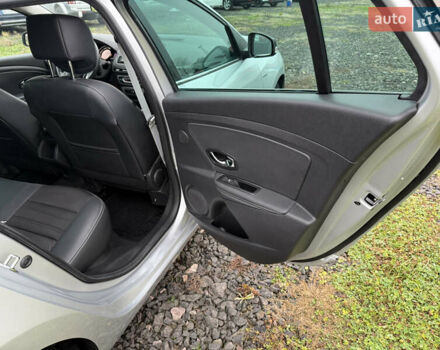 Серый Рено Меган, объемом двигателя 1.6 л и пробегом 250 тыс. км за 10500 $, фото 37 на Automoto.ua