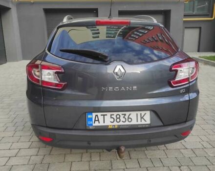 Серый Рено Меган, объемом двигателя 1.5 л и пробегом 235 тыс. км за 8900 $, фото 5 на Automoto.ua