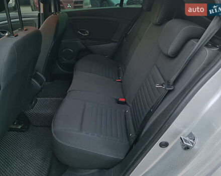 Серый Рено Меган, объемом двигателя 1.5 л и пробегом 216 тыс. км за 8990 $, фото 11 на Automoto.ua